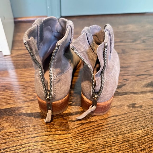 Johnston & Murphy Women's Grey Suede Leather Ankle Boots Size 8M - Picture 3 of 5